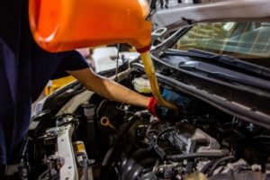 「汚れていない」はオイル交換不要の理由にならない。エンジンの寿命を左右するものとは?|新潟柏崎市最大級の軽未使用車専門店「フォーラムムラタ」